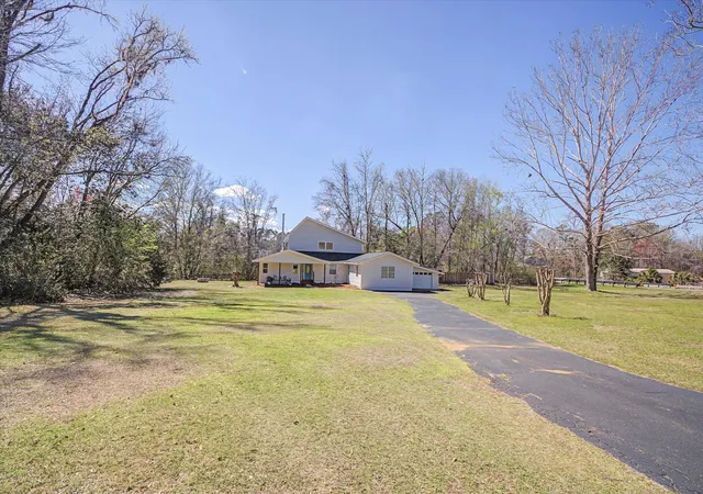 Homes for sale in Tallahassee, FL | 6611 Crooked Creek Rd, Tallahassee, FL 32311 | MLS# B26032229
