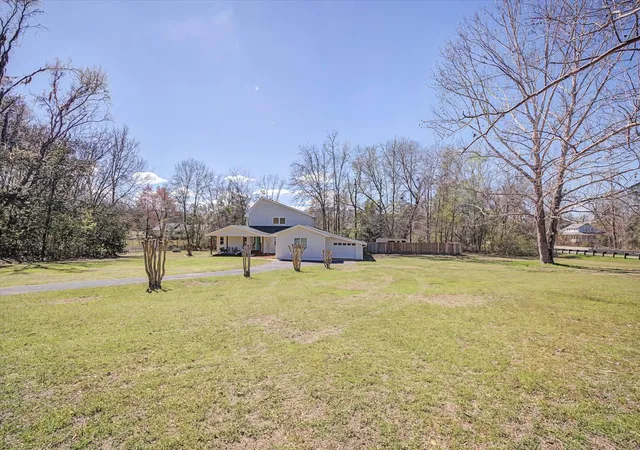 Homes for sale in Tallahassee, FL | 6611 Crooked Creek Rd, Tallahassee, FL 32311 | MLS# B26032229