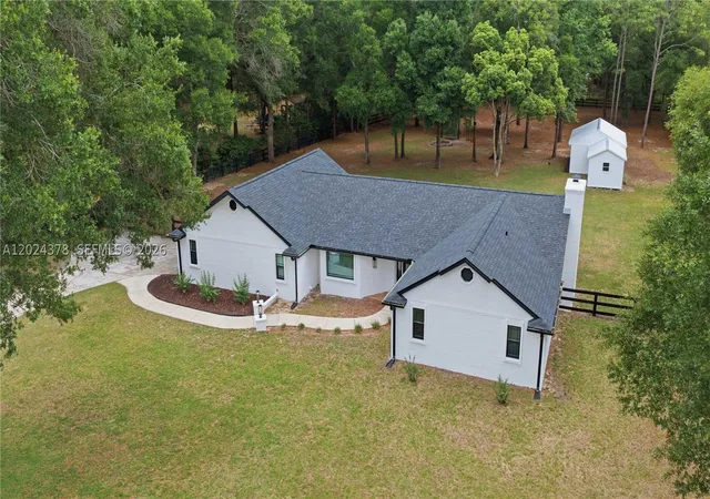 3rd image of 3251 Sw 56Th Ave, Ocala, FL 34474 | MLS# A12024378