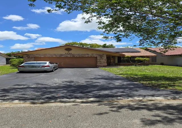 4th image of 2499 Nw 92Nd Ave, Coral Springs, FL 33065 | MLS# B26032289