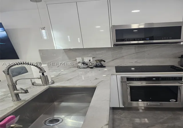 41st image of 13675 Sw 62nd St #202-3, Miami, FL 33183 | MLS# A12024433