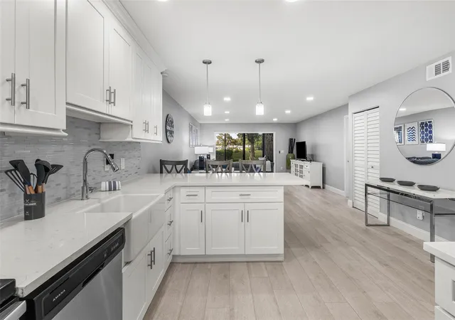 3rd image of 9286 Vista Del Lago, Boca Raton, FL 33428 | MLS# B26032338