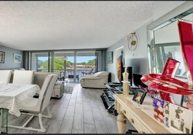 Homes for sale in Tamarac, FL | 5860 Nw 64th Ave #201, Tamarac, FL 33319 | MLS# B26032344