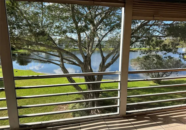 Homes for sale in Deerfield Beach, FL | 3058 Cambridge C #3058, Deerfield Beach, FL 33442 | MLS# B26032365