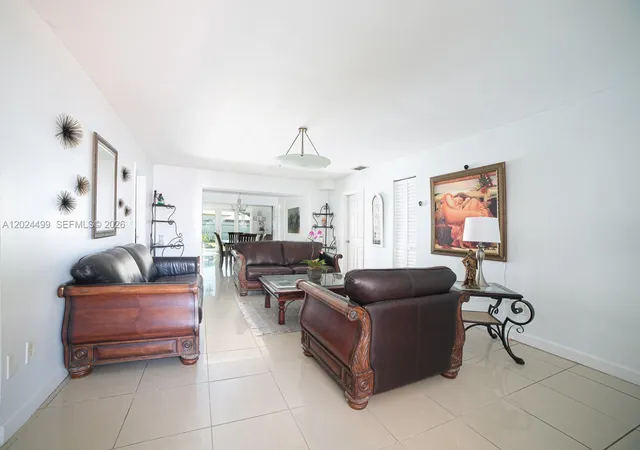 3rd image of 1380 71St St, Miami Beach, FL 33141 | MLS# A12024499