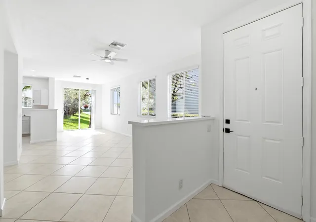 Homes for sale in Riviera Beach, FL | 3068 Laurel Ridge Cir, Riviera Beach, FL 33404 | MLS# B26032418