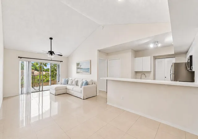 5th image of 2640 S University Dr #309, Davie, FL 33328 | MLS# B26032523