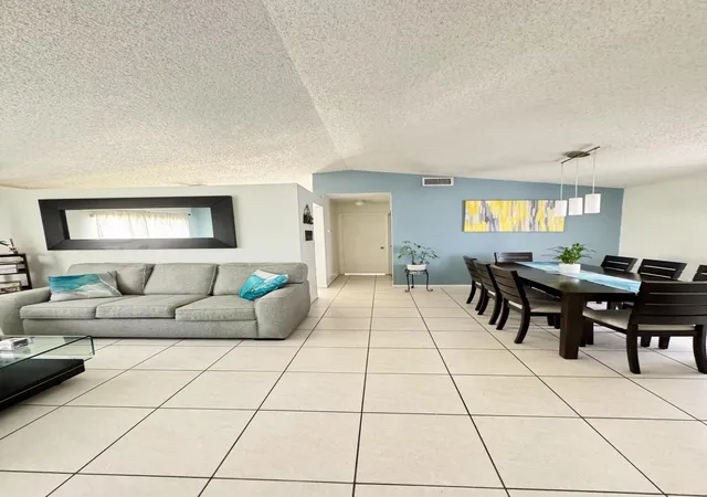 Homes for sale in Hialeah, FL | 8600 Nw 193Rd Ter, Hialeah, FL 33015 | MLS# B26032570