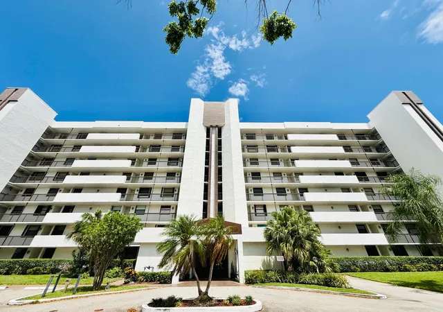 2nd image of 1266 S Military Trl, Deerfield Beach, FL 33442