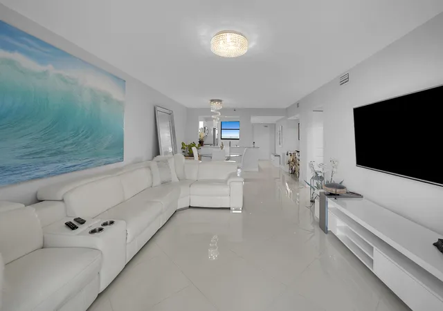 5th image of 1266 S Military Trl, Deerfield Beach, FL 33442
