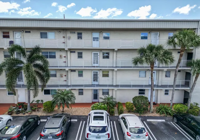 Homes for sale in Boynton Beach, FL | 130 Ne 26th Ave #2030, Boynton Beach, FL 33435 | MLS# B26032602
