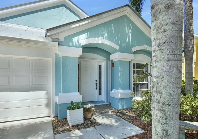 Homes for sale in Jensen Beach, FL | 1959 Nw Marsh Rabbit Ln, Jensen Beach, FL 34957 | MLS# B26032652