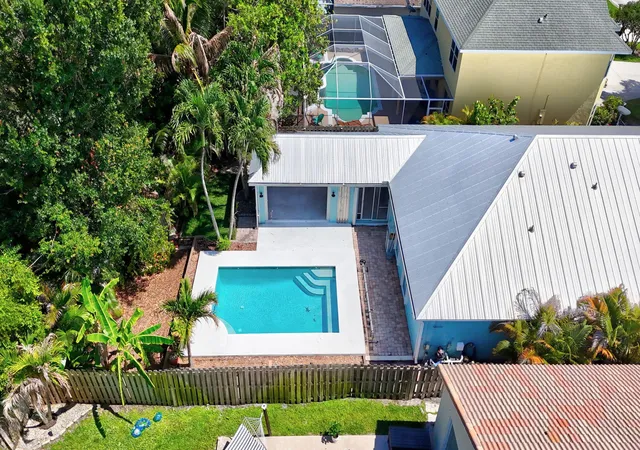 Homes for sale in Jensen Beach, FL | 1959 Nw Marsh Rabbit Ln, Jensen Beach, FL 34957 | MLS# B26032652