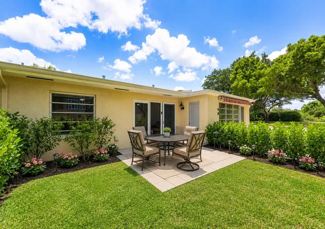 4th image of 13788 Via Flora #B, Delray Beach, FL 33484 | MLS# B26032816