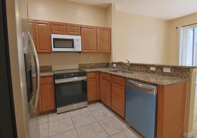 Homes for sale in Miami Gardens, FL | 21211 Nw 14th Pl #3-27, Miami Gardens, FL 33169 | MLS# B26032822