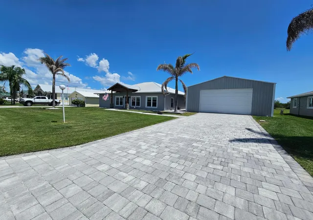 2nd image of 926 Sw 44th Blvd, Okeechobee, FL 34974 | MLS# B26032850