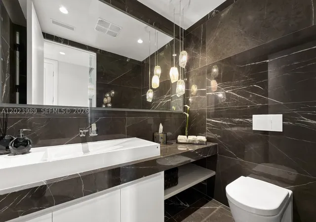 43rd image of 17975 Collins Ave #N-4602, Sunny Isles Beach, FL 33160 | MLS# A12023989