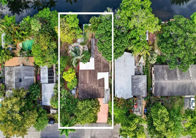 43rd image of 2048 Sw 28th Ter, Fort Lauderdale, FL 33312 | MLS# A12021299