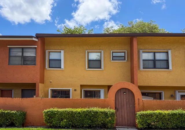 1st image of 4567 Nw 90th Ave, Sunrise, FL 33351 | MLS# B26033058