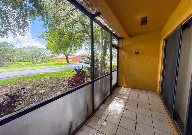 27th image of 4567 Nw 90th Ave, Sunrise, FL 33351 | MLS# B26033058