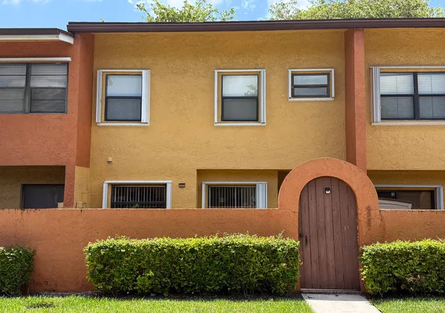 2nd image of 4567 Nw 90th Ave, Sunrise, FL 33351 | MLS# B26033058