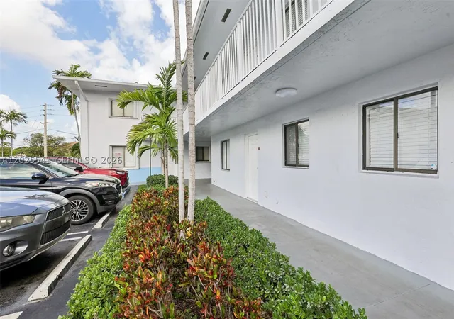 Homes for sale in Hialeah, FL | 6041 W 24th Ave #B-103, Hialeah, FL 33016 | MLS# A12025541