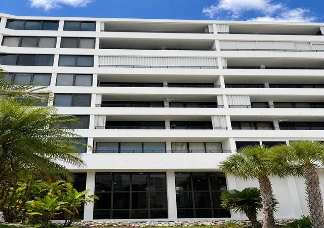 50th image of 3589 S Ocean Blvd #404, South Palm Beach, FL 33480 | MLS# B26033101