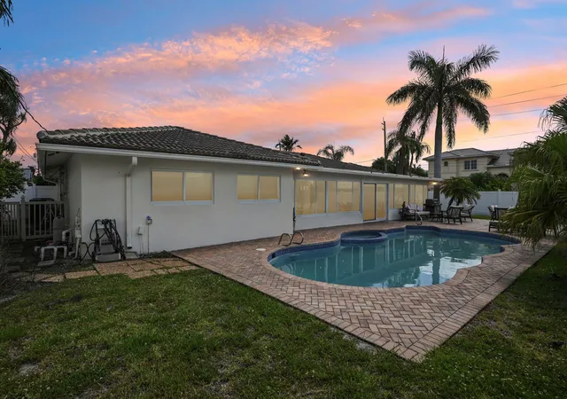 42nd image of 2940 Ne 39th Ct, Lighthouse Point, FL 33064 | MLS# B26033109