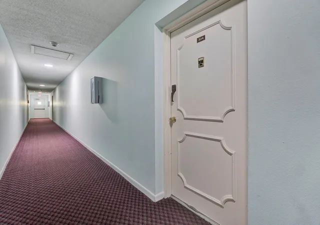 Homes for sale in Tamarac, FL | 5190 E Sabal Palm Blvd #304, Tamarac, FL 33319 | MLS# B26033145