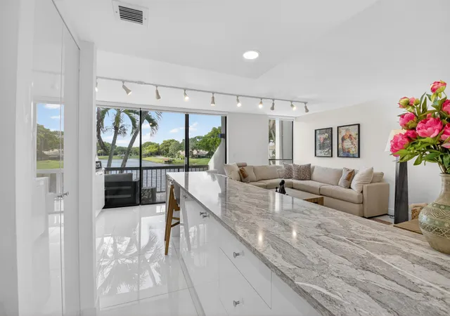 1st image of 804 Bridgewood Pl, Boca Raton, FL 33434 | MLS# B26033233