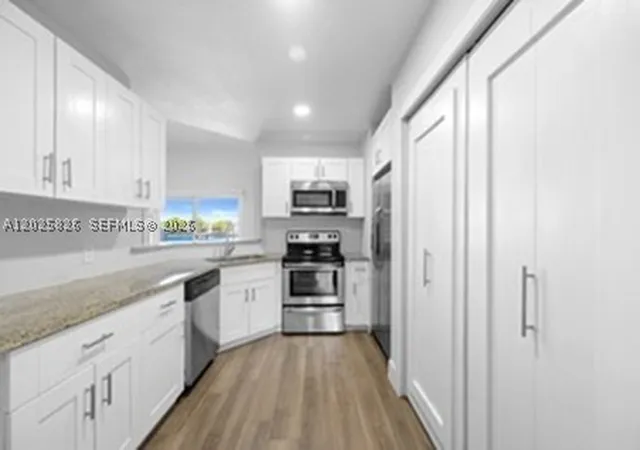 Photo 3 of Condo for sale at 3425 Nw 44Th St #204, Oakland Park, FL 33309 | MLS# A12025826 | Listing updated on 2026-08-25