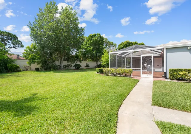 Homes for sale in Port St Lucie, FL | 1202 Nw Sun Terrace Cir #24, Port St Lucie, FL 34986 | MLS# B26033339