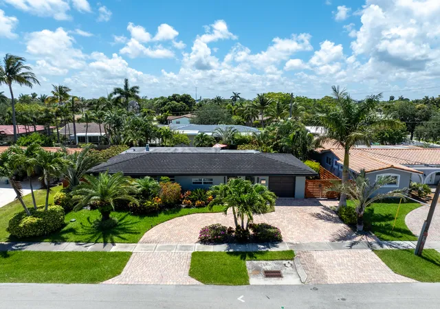 2nd image of 5041 Ne 24th Ave, Lighthouse Point, FL 33064 | MLS# B26033347