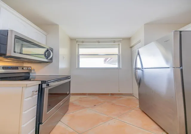 Homes for sale in Fort Lauderdale, FL | 5300 Ne 24Th Ter #534c, Fort Lauderdale, FL 33308 | MLS# B26033365