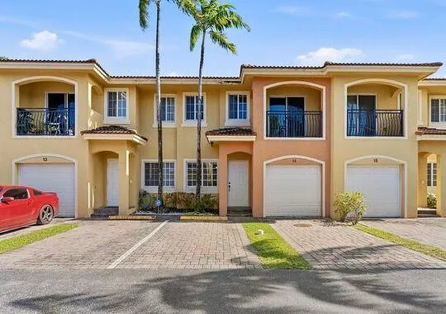 2nd image of 330 SW 2nd Ave, Hallandale Beach, FL 33009