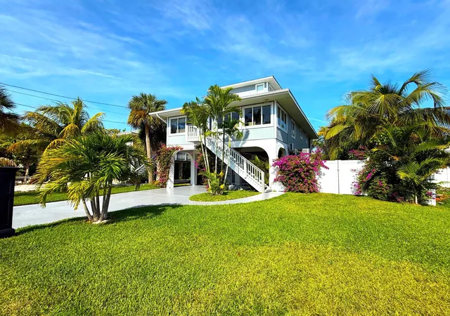3rd image of 27385 Saint Lucie Ln, Summerland Key, FL 33042 | MLS# B26033485