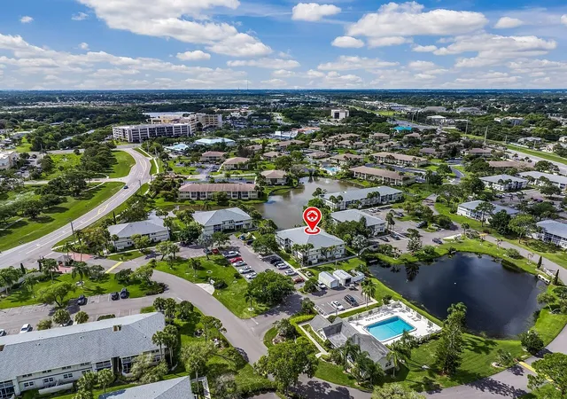 Homes for sale in Port Saint Lucie, FL | 1507 Se Royal Green Circle, Port Saint Lucie, FL 34952 | Houzeo