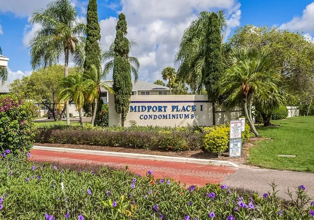 Homes for sale in Port Saint Lucie, FL | 1507 Se Royal Green Cir #102, Port Saint Lucie, FL 34952 | MLS# B26033500