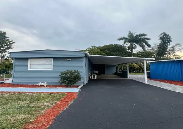 1st image of 2000 N Congress Ave #41, West Palm Beach, FL 33401 | MLS# B26033513
