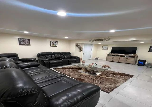 3rd image of 2000 N Congress Ave, Palm Beach, FL 33401