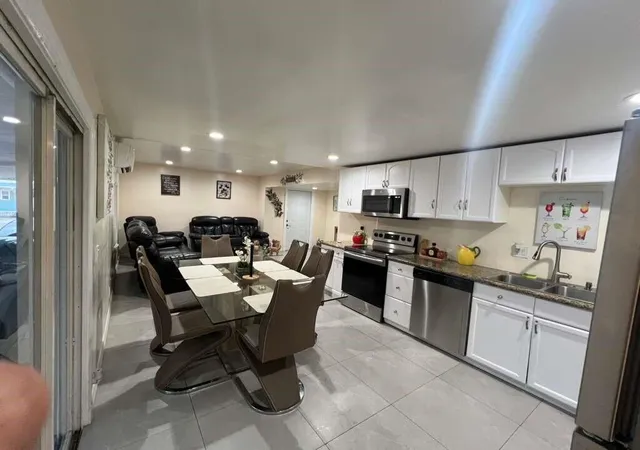 5th image of 2000 N Congress Ave, Palm Beach, FL 33401