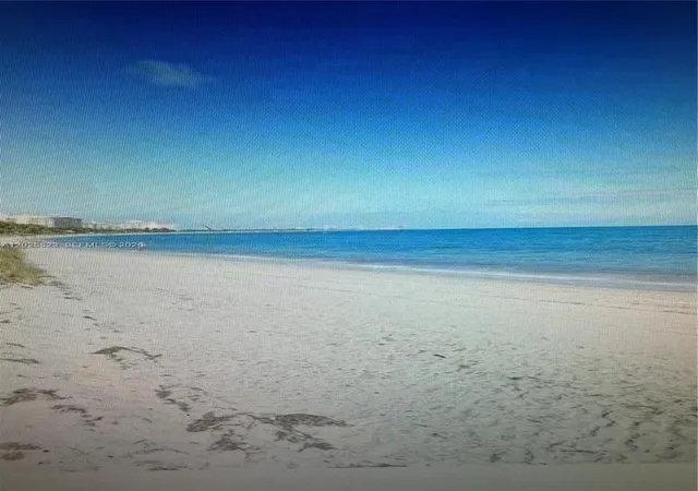2nd image of 1111 Crandon Blvd #B506, Key Biscayne, FL 33149 | MLS# A12025823