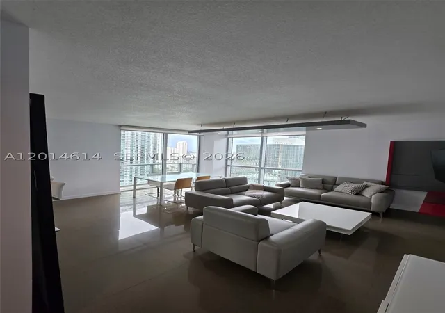 Listing Photo 5 - Condo for sale in Avenue on Brickell located at 1060 Brickell Ave, Miami, FL 33131 - Unit #2201