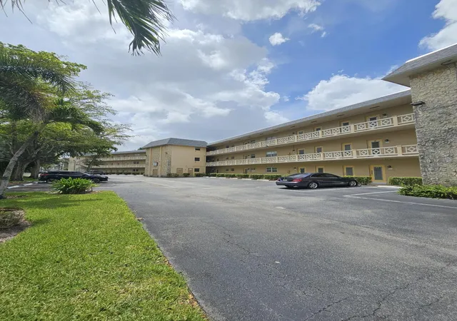25th image of 5100 Nw 35th St #104, Lauderdale Lakes, FL 33319 | MLS# B26033746