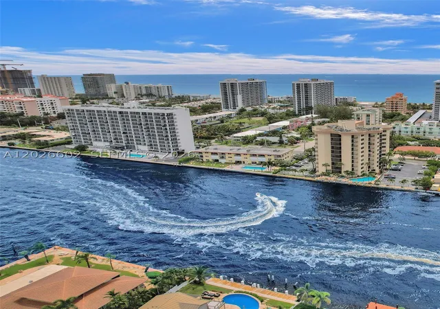 3rd image of 501 N Riverside Dr #PH2, Pompano Beach, FL 33062 | MLS# A12026602