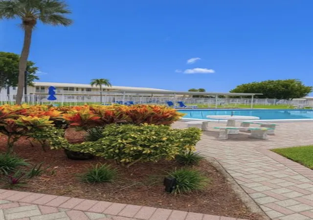 Homes for sale in Pompano Beach, FL | 2851 E Golf Boulevard, Pompano Beach, FL 33064 | Houzeo