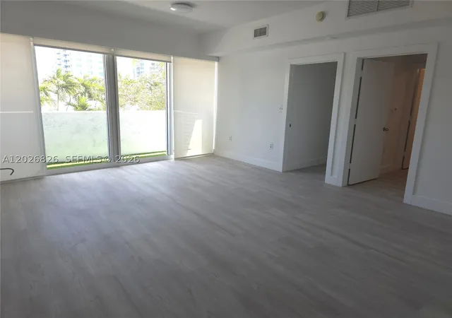 3rd image of 6580 Indian Creek Dr #201, Miami Beach, FL 33141 | MLS# A12026826