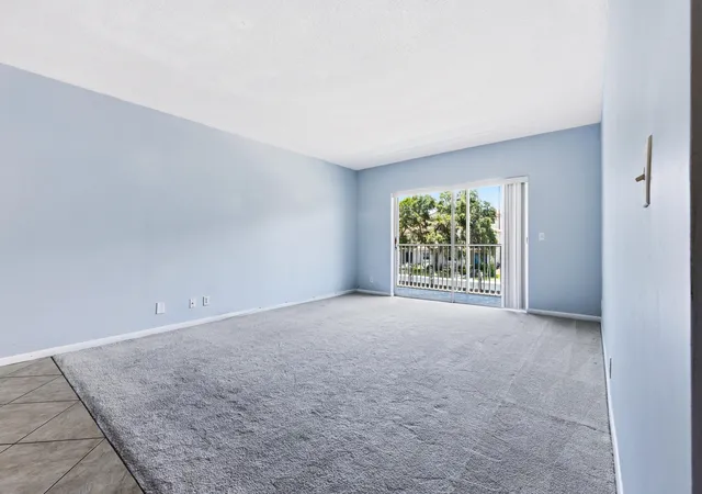 4th image of 120 Lehane Ter, North Palm Beach, FL 33408