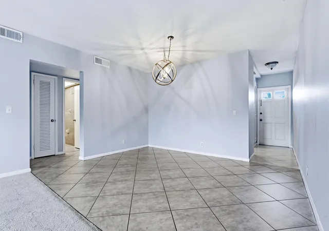 5th image of 120 Lehane Ter, North Palm Beach, FL 33408