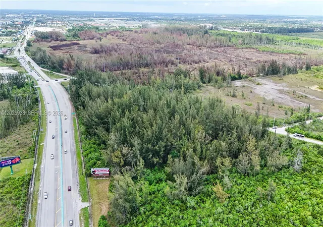 3rd image of 359X1 S Dixie Hwy, Unincorporated Dade, FL 33034 | MLS# A12026938